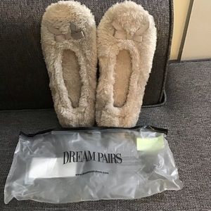 Dream Pairs Ballerina slippers Size 7-8 New